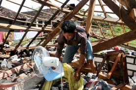 Banjir Rendam 2 Desa di Garut, Puting Beliung Rusak…