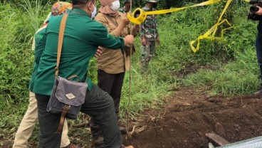 Dinas Lingkungan Hidup Jabar dan Satgas Citarum Harum Segel PT Sinerga Nusantara