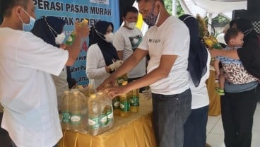 Operasi Pasar Minyak Goreng di Karawang akan Dilanjutkan, Alokasinya 5.000 Liter