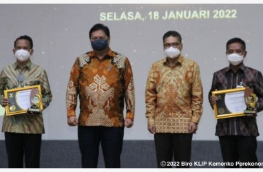 Sukses Dukung Ketangguhan UMKM, BRI Dinobatkan sebagai Penyalur KUR Terbaik 2021