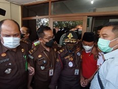 Herry Wirawan Mengaku Menyesal dan Minta Pengurangan Hukuman