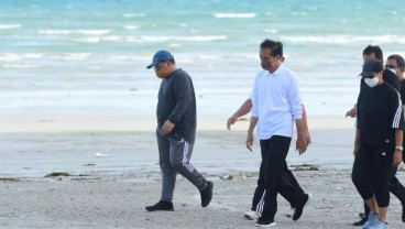 Momen Jokowi Olahraga Pagi Sebelum Bertemu PM Singapura di Bintan