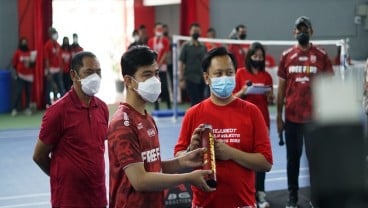 Jaring Atlet Muda, Gibran Gelar Kejurkot PBSI Surakarta