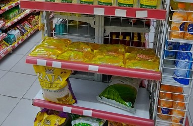 Minyak Goreng Rp13.500 per Liter Sudah Tersedia di Gerai Ritel Pekanbaru
