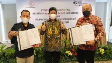 Permudah Layanan, BPJS Ketenagakerjaan Gandeng Pos Indonesia Regional Sumatra