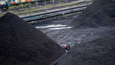 Panas-Dingin Harga Batu Bara di Tangan Indonesia