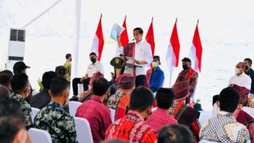 Jokowi Serahkan SK Hutan Sosial dan Sertifikat Tanah di Sumut