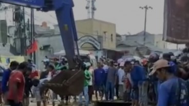 Longsor Galian PDAM Tangerang Merenggut Korban Jiwa
