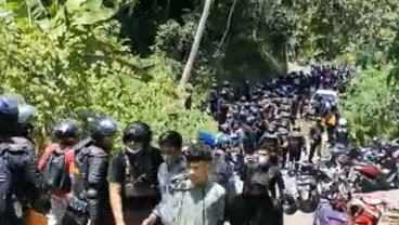 Video Penangkapan Paksa Warga Desa Wadas Viral, Kini Ada 60 Orang Diamankan 