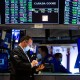 Wall Street Kompak Melejit, Nasdaq Melesat 2 Persen