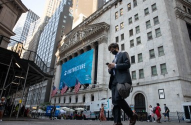 Wall Street Jatuh Merespons Inflasi AS Tembus Level Tertinggi 40 Tahun