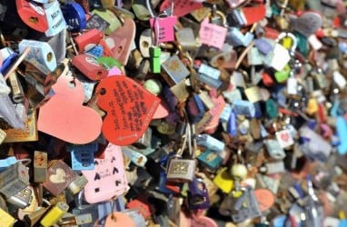 Tips Merayakan Valentine di Rumah Saja