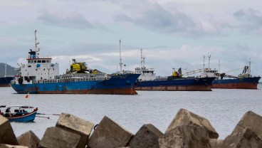 Aktivitas Pelayaran di Pelabuhan Teluk Bayur Padang Meningkat Tajam Sepanjang 2021