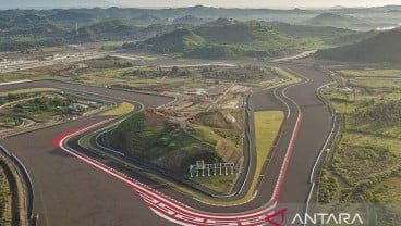 Astaga! Sirkuit MotoGP Mandalika Berlumpur di Tes Pramusim Hari Kedua