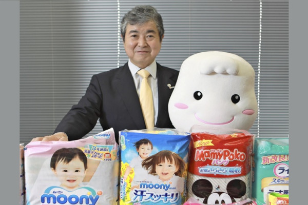 SANG TAIPAN: Keiichiro Takahara, Raja Pembalut dan Popok Bayi Asal Jepang