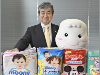 SANG TAIPAN: Keiichiro Takahara, Raja Pembalut dan Popok Bayi Asal Jepang