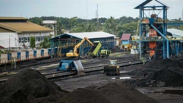 PLN, PTBA, dan KAI Tanda Tangani HoA untuk Amankan Pasokan Batu Bara