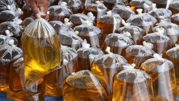 Viral Minyak Goreng Palsu di Kudus, Warga Tertipu hingga 17 Kg