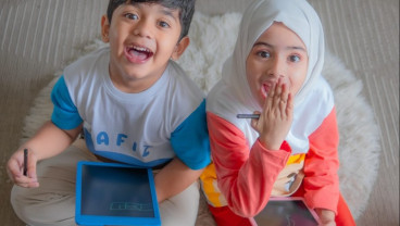 Untuk para Bunda, Ini Cara Pilih Tontonan yang Baik untuk Anak