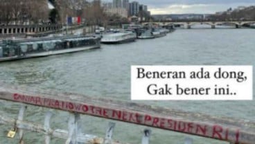 Tulisan "Ganjar The Next Presiden" di Dekat Menara Eiffel Akhirnya Dihapus