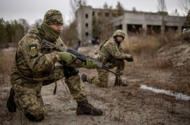 Pasukan Rusia Kepung Kiev, Warga Ukraina Diminta Buat…