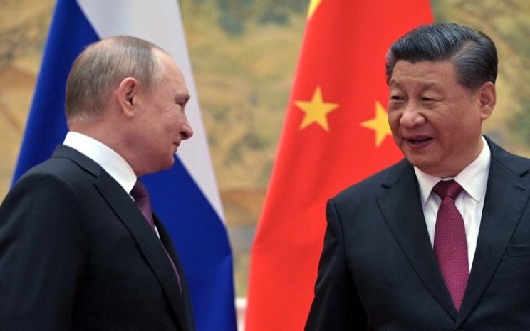 Presiden Rusia Vladimir Putin dan Presiden China Xi Jinping - Antara 