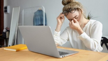 4 Cara Mengusir Stres Akibat Work From Home, Salah Satunya Jauhi Medsos