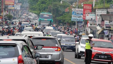 Terungkap! Ini Penyebab Macet Parah di Jalur Puncak Kemarin