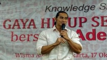 Rayakan Nyepi, Ade Rai Off Main Gadget