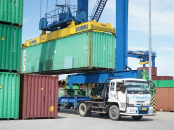 Pelindo Paparkan Strategi Ciptakan Efisiensi Logistik Lewat Dry Port