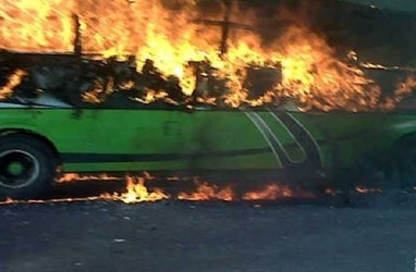 Bus Pariwisata Terbakar di Jalan Tol Pandaan-Malang, Ini Kata Polisi