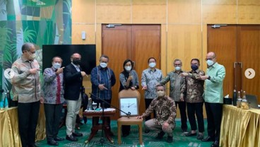 Hari Ini, 21 Nama Calon DK OJK Diserahkan ke Jokowi, Siapa Saja?