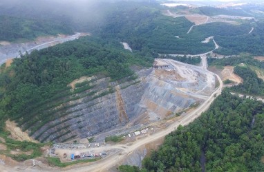 KENAIKAN HARGA EMAS : ARCI Ubah Target,  UNTR Tetap