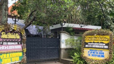 Suasana Terkini di Rumah Pengusaha Arifin Panigoro Jelang Pemakaman