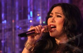 Diguyoni soal Lagu 'Hati-hati di Jalan', Titi DJ Balas Bikin Lagu Berjudul Tulus 