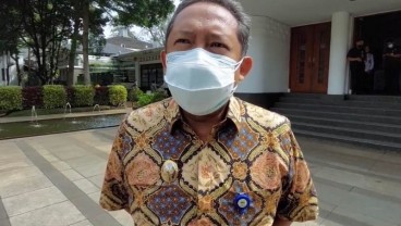 Wali Kota Bandung Berduka atas Wafatnya Guru Besar Unpar Asep Warlan