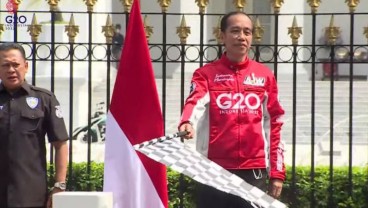 Detik-Detik Jokowi Lepas Iring-iringan Pembalap MotoGP dari Istana Negara
