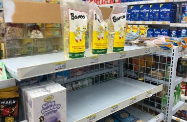 HET Minyak Goreng Kemasan Dicabut, Stok di Minimarket Masih Kosong 