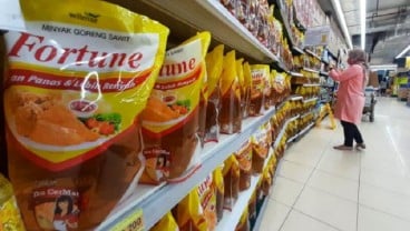 Janggal! Minyak Goreng Kembali Melimpah Saat Harga Dikembalikan ke Harga Normal