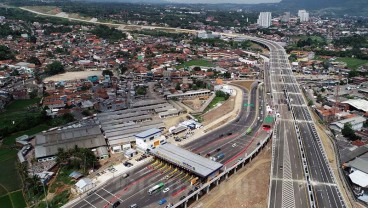 Hutama Karya Pasok 2.200 Ton Aspal untuk Proyek Tol Cisumdawu