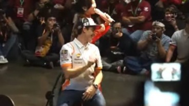 Cek Fakta: Benarkah Pembalap MotoGP Marc Marquez Joget Despacito di Mandalika?