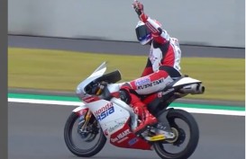 Profil Mario Suryo Aji: Pebalap Moto3 Asal Magetan yang Curi Perhatian di Mandalika