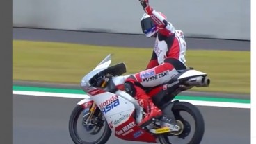 Profil Mario Suryo Aji: Pebalap Moto3 Asal Magetan yang Curi Perhatian di Mandalika