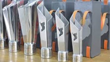 Kenalan dengan Tuksedo Studio, UMKM dibalik Piala MotoGP