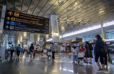 Penumpang Internasional Menumpuk di Bandara Soetta, Area Tes PCR Ditambah