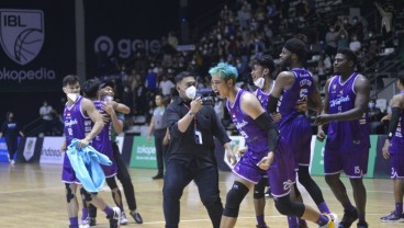 Tangis Haru Pecah Usai Amartha Hangtuah Pastikan Tempat di Play-off IBL 2022
