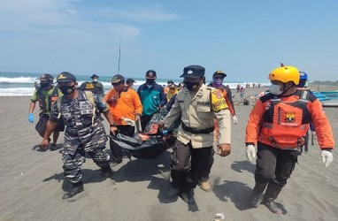 Kronologi Kakak dan Adik Terseret Ombak di Pantai Glagah, Kulon Progo, Satu Korban Ditemukan
