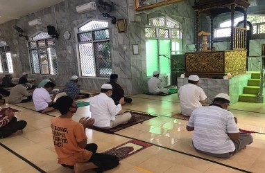 Cegah Lonjakan Covid-19, Kemenag Siapkan Edaran Prokes Ibadah Ramadan