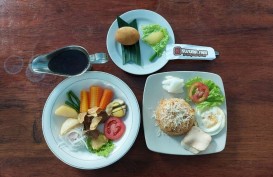 Ekspedisi Kuliner Solo: Cicipi Sosis Klasik & Mampir ke Restoran Legend