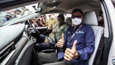 Buka IIMS 2022, Airlangga Hartanto Tegaskan Transisi ke Mobil Listrik adalah Keharusan